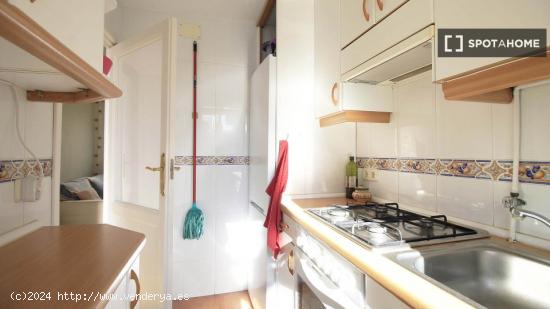 Apartamento de 2 dormitorios en alquiler en Trafalgar - MADRID