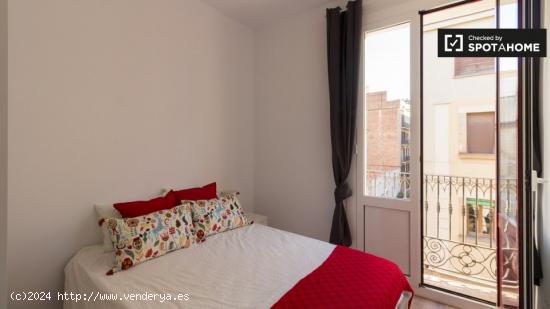 Alquiler de habitaciones en piso de 7 habitaciones en Gràcia Barcelona - BARCELONA