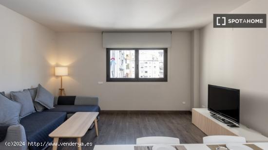 Apartamento de 3 dormitorios en alquiler en Barcelona - BARCELONA