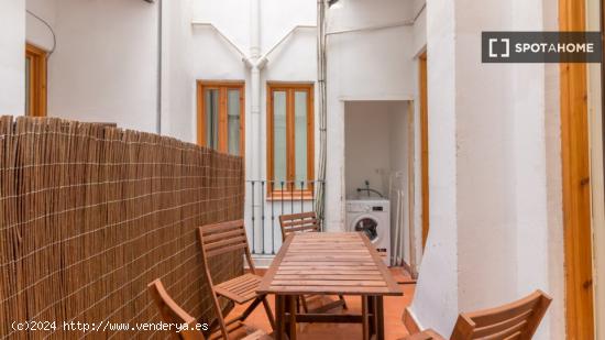 Apartamento entero de 3 habitaciones en Barcelona. - BARCELONA