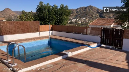 Casa de 2 dormitorios en alquiler en Campanillas, Málaga - MALAGA