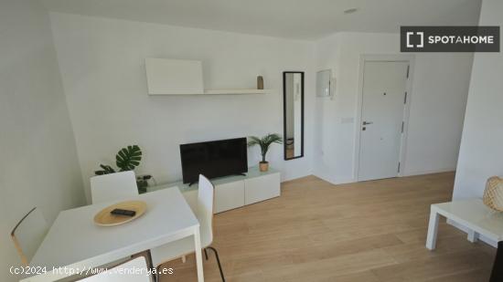 Habitación en piso compartido en Málaga - MALAGA