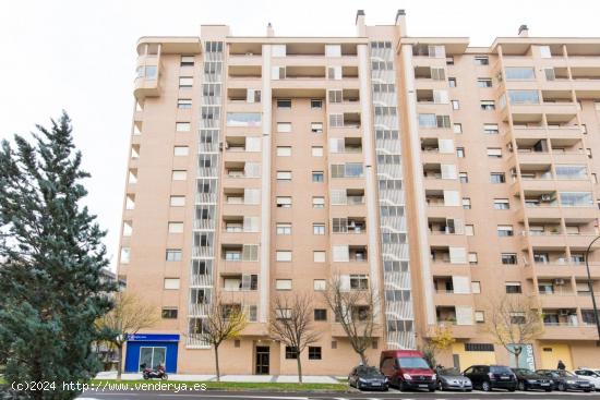 Piso de 4 dormitorios en venta en el Actur - ZARAGOZA