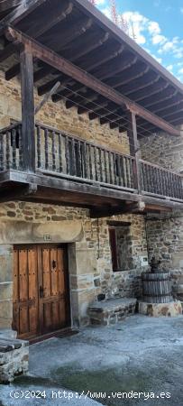 Casa con Chimenea y Jardín en Entorno Rural - VIZCAYA