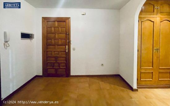 INMOBILIARIA ARBETETA VENDE APARTAMENTO EN PLENO CENTRO DE SIGÜENZA, GUADALAJARA - GUADALAJARA