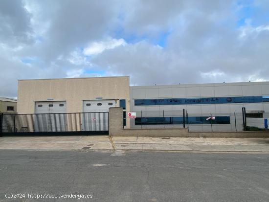 CASABANCO VENDE  NAVE INDUSTRIAL EN ZAFRA. - BADAJOZ