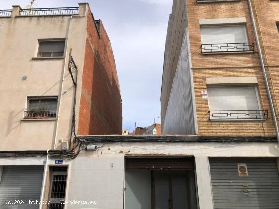 Local en venta en La Maurina - BARCELONA