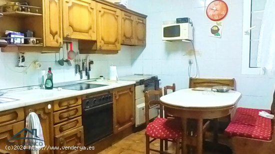 Casa en venta en Valle de Valdelucio (Burgos)