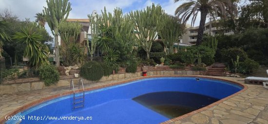 Parcela en venta en Estepona (Málaga)