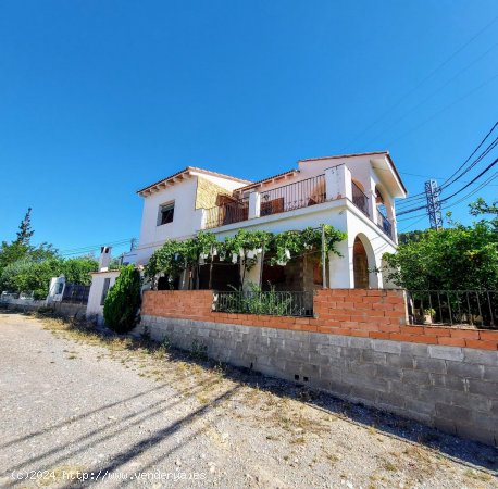 Villa en venta en Chulilla (Valencia)