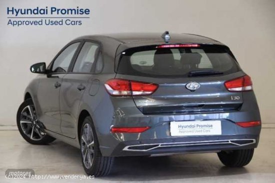 Hyundai i30 1.5 DPI Klass SLX 110 de 2023 con 21.395 Km por 19.200 EUR. en Alicante