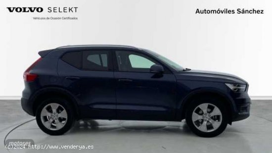 Volvo XC40 1.5 T2 MOMENTUM 129 5P Auto. de 2021 con 37.693 Km por 31.500 EUR. en Zaragoza