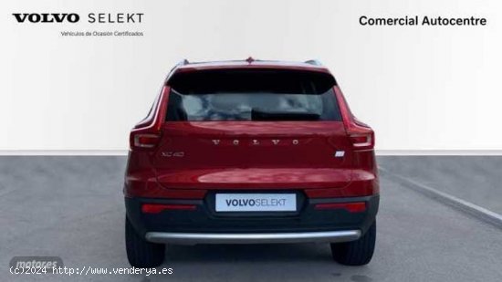 Volvo XC40 Recharge Core, T4 plug-in hybrid, Electrico de 2023 con 30.413 Km por 42.500 EUR. en Barc