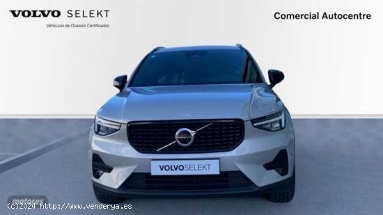 Volvo XC40 Plus, B3 mild hybrid, Gasolina, Dark de 2023 con 31.249 Km por 38.500 EUR. en Barcelona