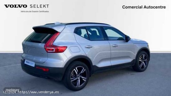 Volvo XC40 Plus, B3 mild hybrid, Gasolina, Dark de 2023 con 31.249 Km por 38.500 EUR. en Barcelona