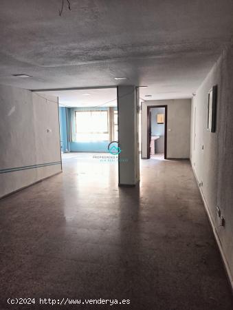 Local en venta a 1 minuto de plaza Manila - ALICANTE