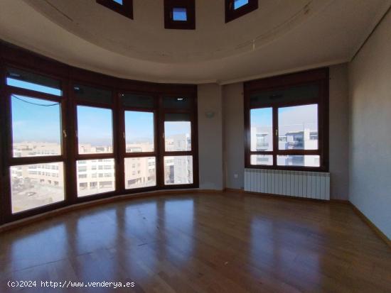  Vivienda con excelentes vistas en Pinar de Jalón - VALLADOLID 