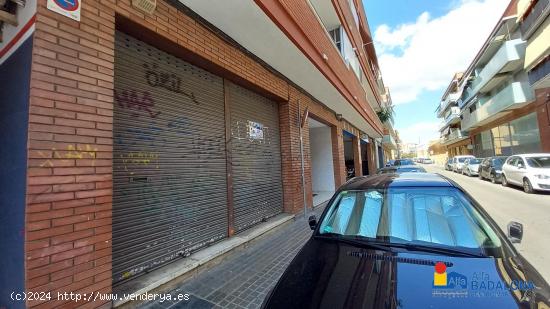  Local de 89 m² para cualquier tipo de negocio en zona de Progrés - BARCELONA 