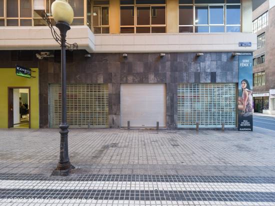 EN VENTA fantástico local comercial en Las Palmas de Gran Canaria - LAS PALMAS