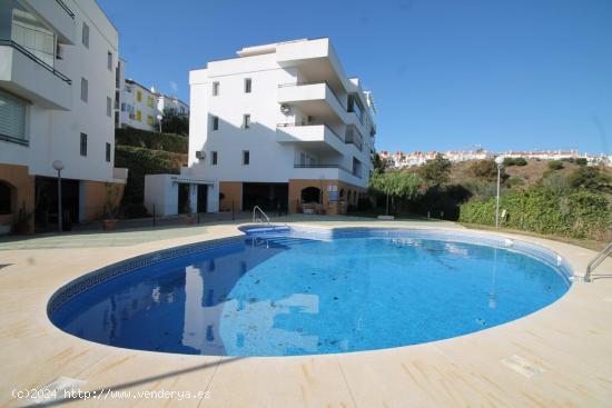  Piso de dos dormitorios, terraza y garaje en Riviera del Sol - MALAGA 