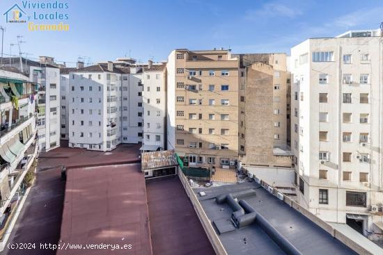 Piso última planta en Pedro Antonio de Alarcón - GRANADA