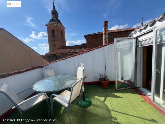 EDIFICIO EN CASCO HISTORICO CON VISTAS A LA PLAZA MAYOR - LEON