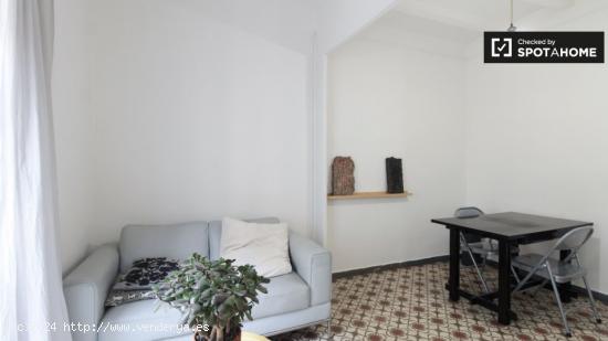 Elegante apartamento estudio en alquiler cerca del metro en el centro de Ciutat Vella - BARCELONA