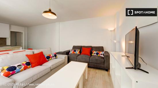 Habitación en piso compartido en Zaragoza - ZARAGOZA