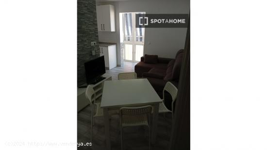 Apartamento completo de 3 dormitorios en Granada - GRANADA