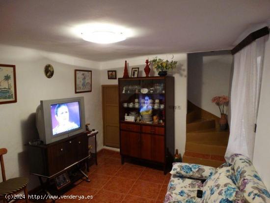 CASA DE PUEBLO CON TERRENO EN VENTA, VILLANUEVA DEL ROSARIO, MALAGA - MALAGA