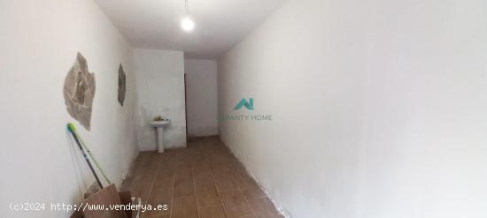 Se vende local en Laredo - CANTABRIA