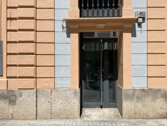 LOCAL COMERCIAL EN ZONA PRIME DE VALENCIA - VALENCIA