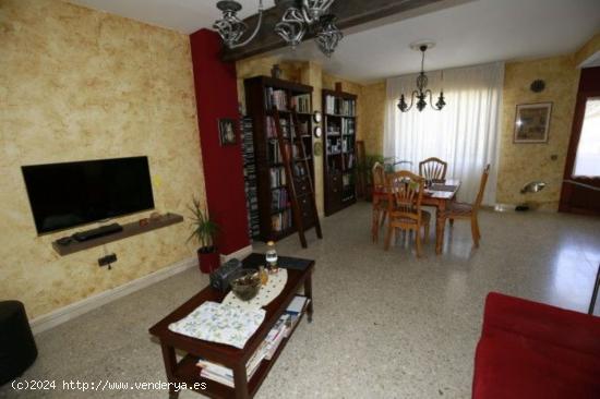 Magnífico apartamento de 4 dormitorios en Castalla, Alicante. - ALICANTE