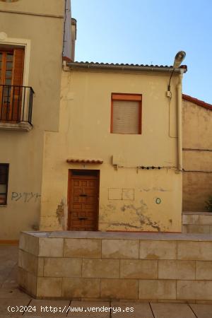 CASA EN VENTA EN ALCAÑIZ. Ref. VL02082023 - TERUEL