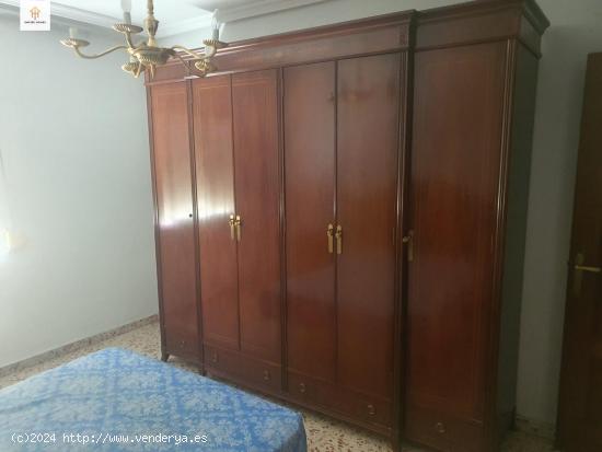 Se VENDE O ALQUILA PISO en Zona Antonio Hurtado - CACERES