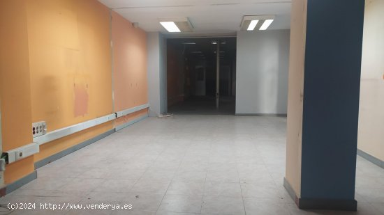 Local comercial en venta  en Vic - Barcelona