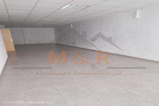 LOCAL COMERCIAL EN ALQUILER EN LA POBLA