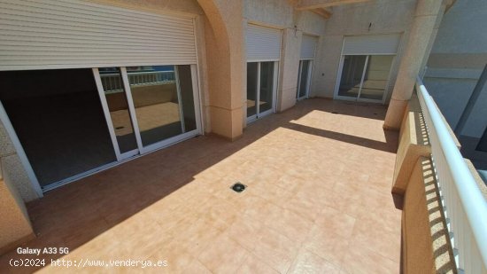 Amplio piso de 110 m2, con vista al mar, a estrenar, con terraza de 30 m2, en el Hornillo, Águilas