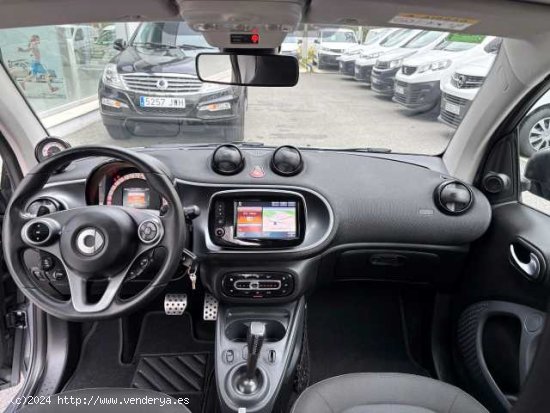 Smart Fortwo Coupé ( 66 Passion BRABUS Aut. )  - Astigarraga