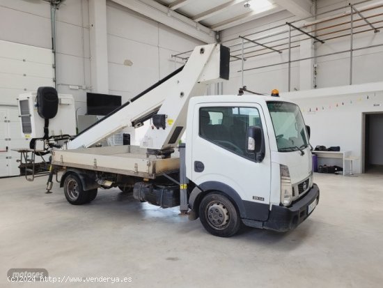 Nissan Cabstar con cesta elevadora 18 m 140cv de 2017 con 254.816 Km por 25.990 EUR. en Valencia