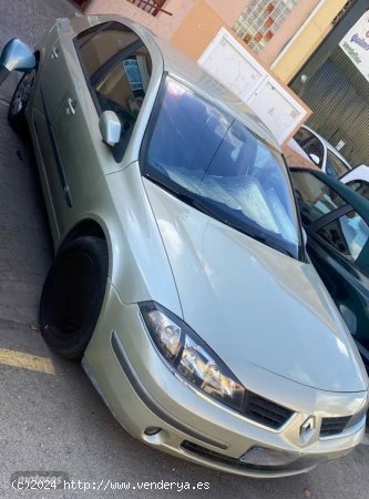 Renault Laguna expresion de 2005 con 168.000 Km por 1.250 EUR. en Malaga