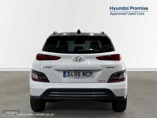 Hyundai Kona Electric Maxx 100kW de 2022 con 1.800 Km por 32.500 EUR. en Alicante