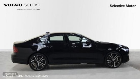 Volvo S 90 2.0 T8 RECHARGE R-DESIGN 4WD AUTO 390 4P de 2023 con 130 Km por 62.900 EUR. en Cantabria