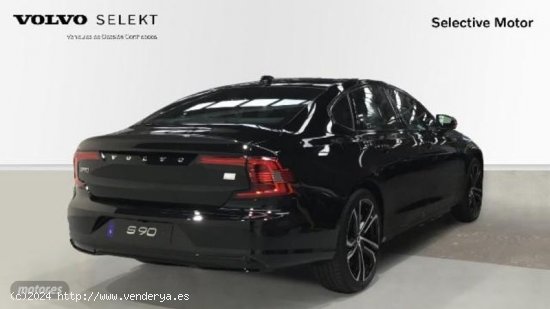 Volvo S 90 2.0 T8 RECHARGE R-DESIGN 4WD AUTO 390 4P de 2023 con 130 Km por 62.900 EUR. en Cantabria