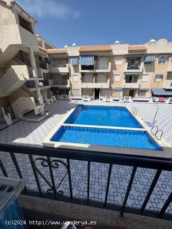 APARTAMENTO .. CON VISTAS AL MAR .. CON GARAGE INCLUIDO EN EL PRECIO Y TRASTERO - ALICANTE