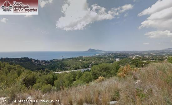  ¡Oportunidad Única! Parcela Urbana en Altea la Vieja con Vistas Espectaculares al Mar y Altea - AL 