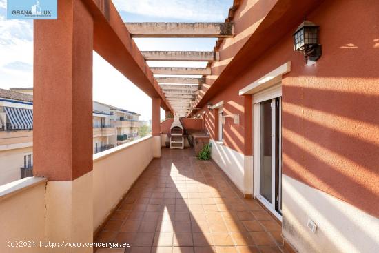  ¡Ático de ensueño con terraza y garaje en Las Gabias - GRANADA 