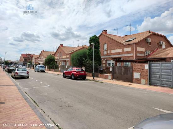  BIBA HOME VENDE CHALET PAREADO EN MECO - MADRID 