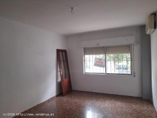 PISO EN VENTA EN C/ MACARENA - BADAJOZ