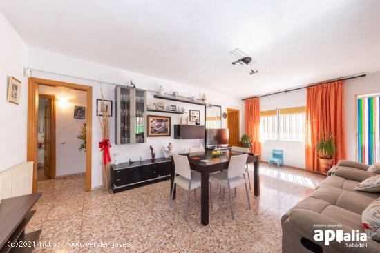 Chalet independiente en Can Palet Vista Alegre. - BARCELONA